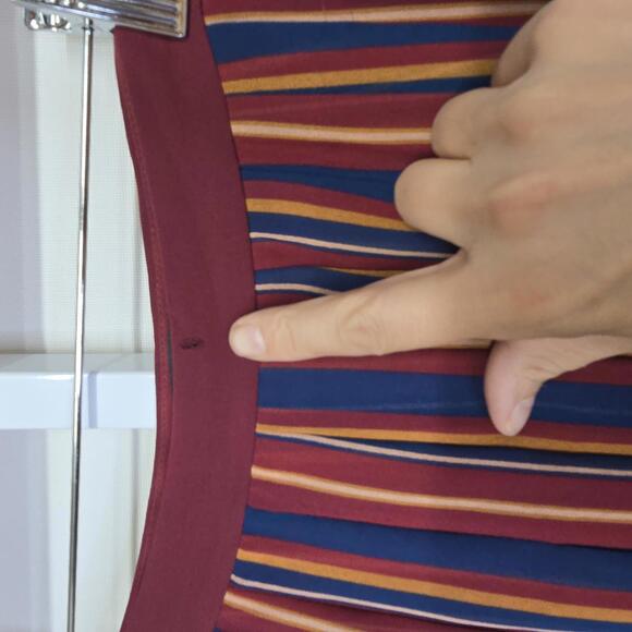 Ann‎ Taylor Petite Striped Pleated Skirt 00P - Picture 6 of 6